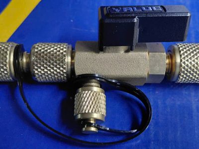 Dụng cụ mở nạp môi chất lạnh bằng kim loại Value Model: VCR-1